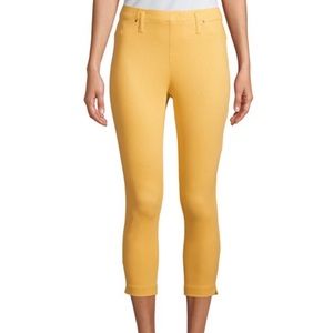 NWT Time and Tru Butter Yellow Capri Stretch Jeggings Plus Size 2X/20